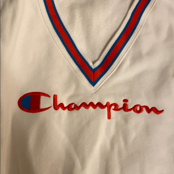 Champion sweatshirt - Picture 2 of 6